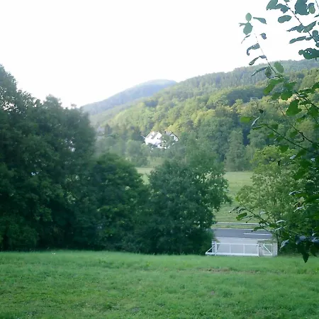 ゲストハウス Gaestehaus Am Ahr-radweg