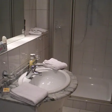 Gaestehaus Am Ahr-radweg 3*