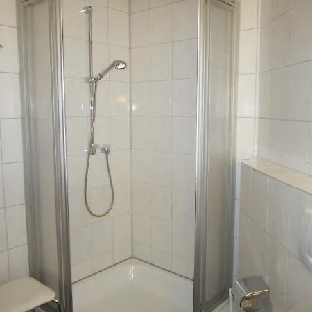 Konukevi Gaestehaus Am Ahr-radweg Antweiler